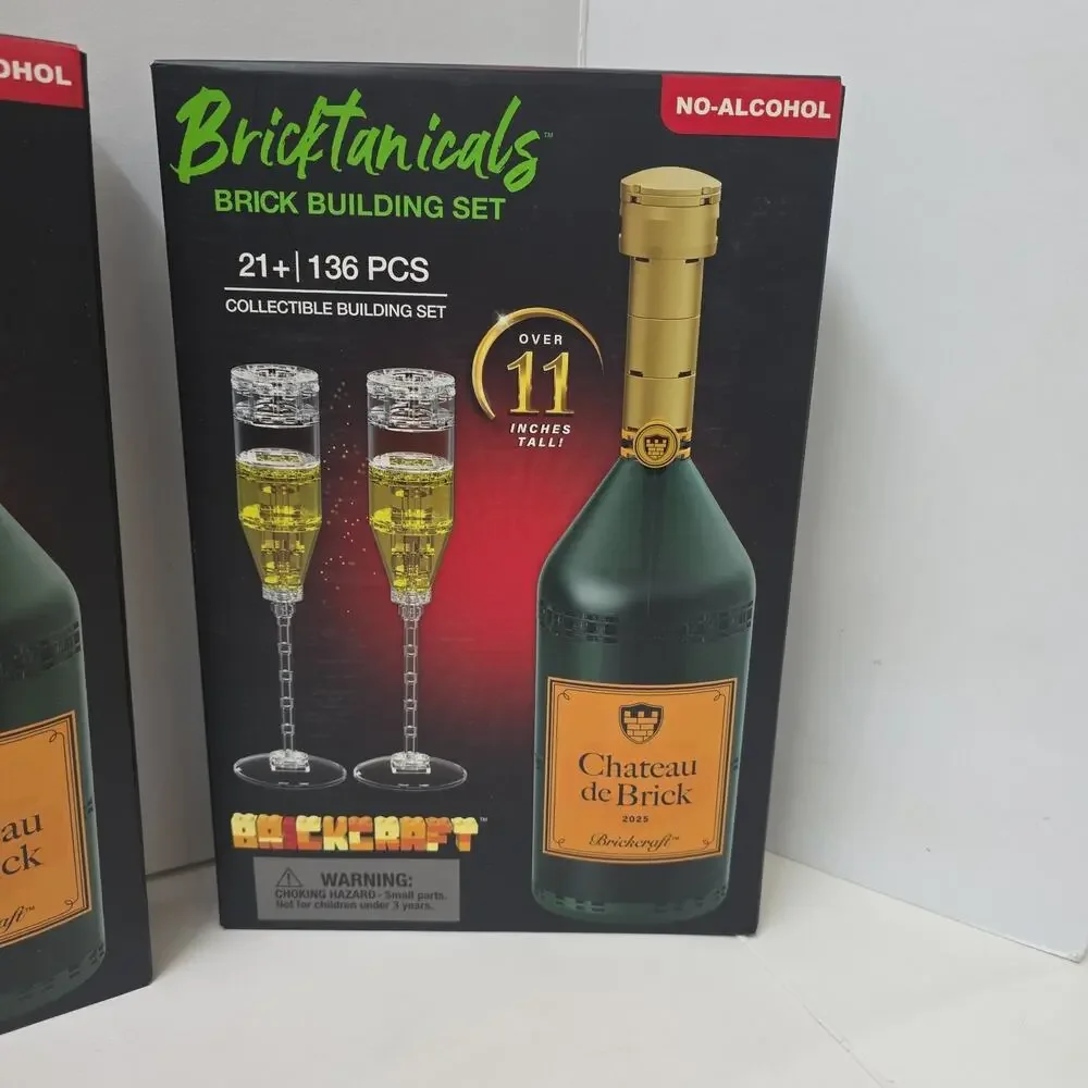 2 Brickcraft Chateau De Brick Bricktanicals 136 pc Bottle + Champagne Glasses